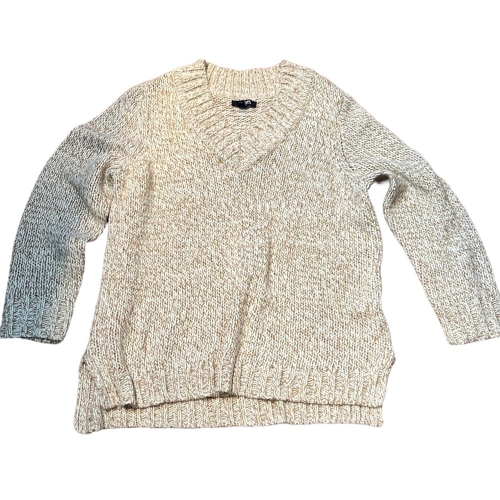 Chaps tan cream and gold b-neck acrylic sweater
